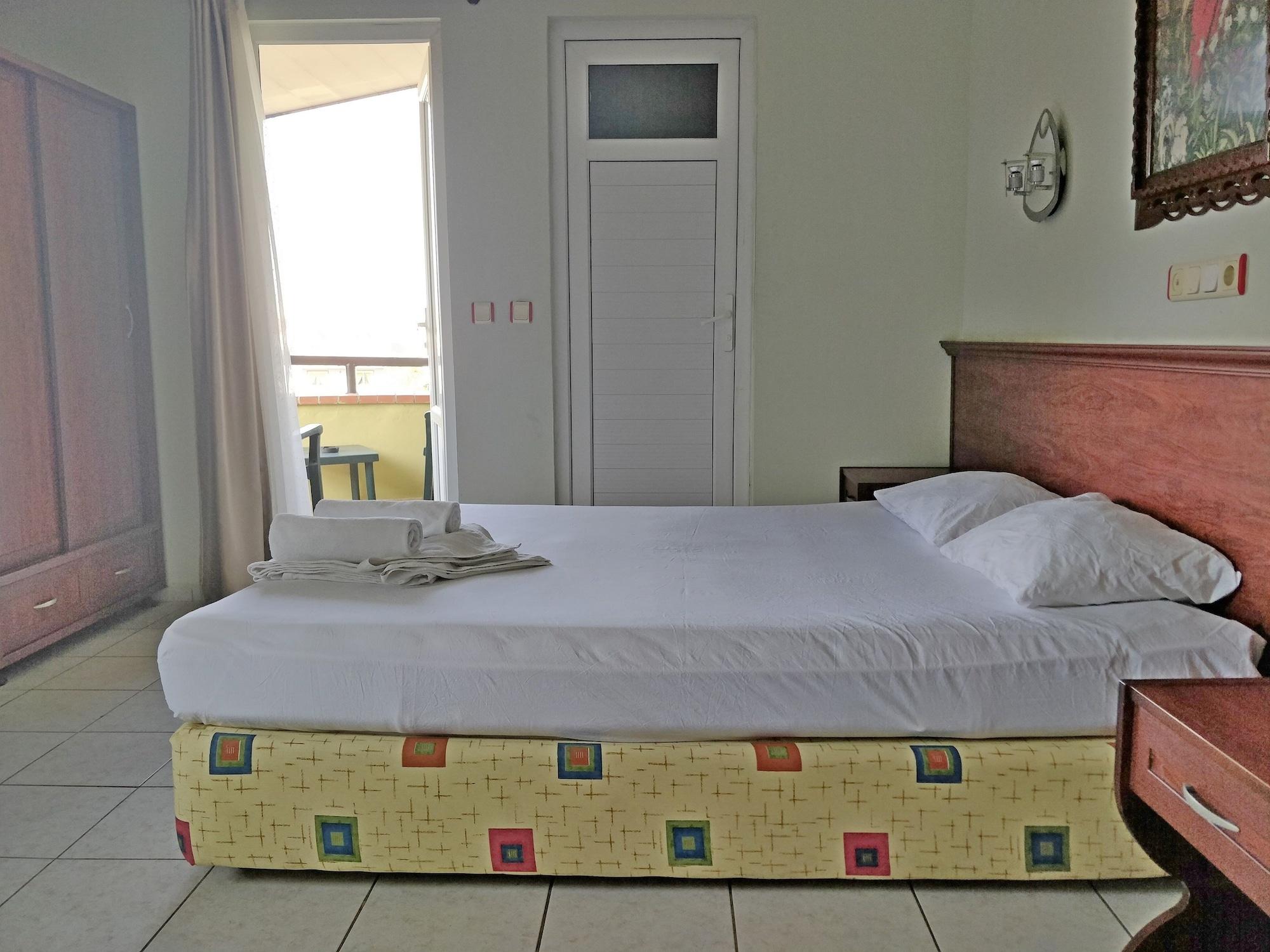 Bade Hotel Кемер Екстериор снимка